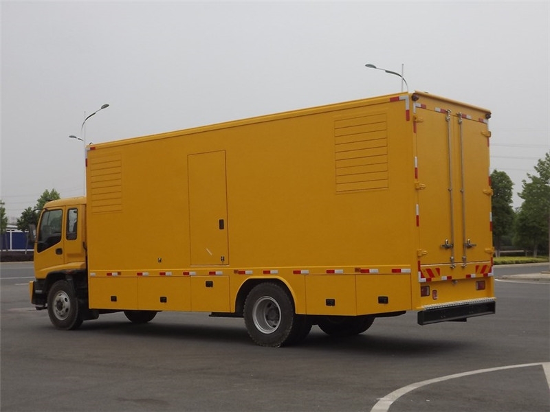 广陵发电车出租- 柴油发电机油箱怎么清洗