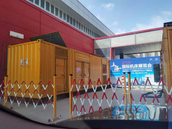 广陵出租发电机-柴油发电机和汽油发电机哪个更好一些？