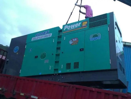 广陵柴油发电机组转速不稳定时，如何对发动机进行维护？