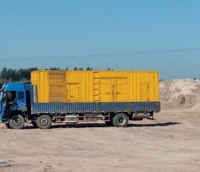 广陵发电机出租如何判断柴油发电机冷却液是否需要更换？