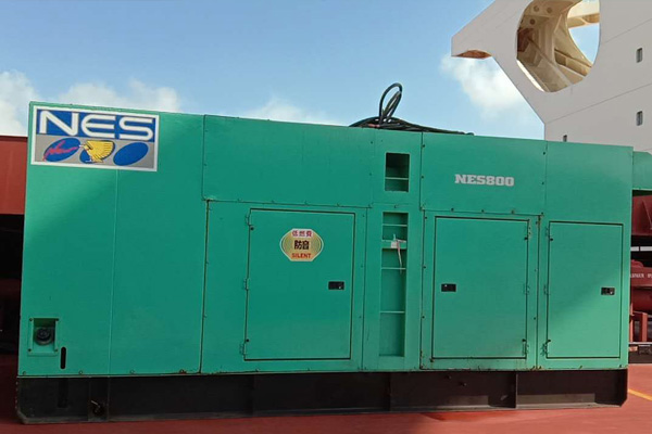 广陵如何检测发电机组中性点接地是否良好？