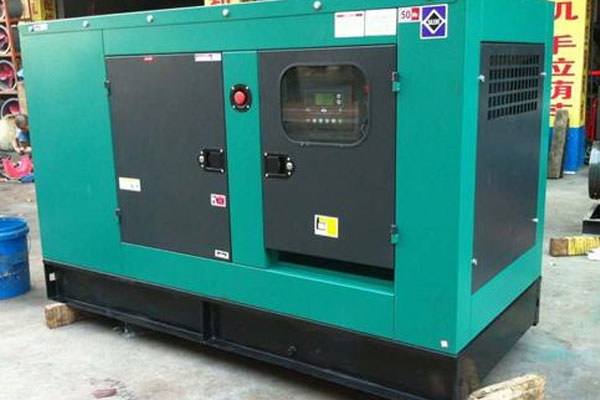 广陵如何检查机油的使用时间？