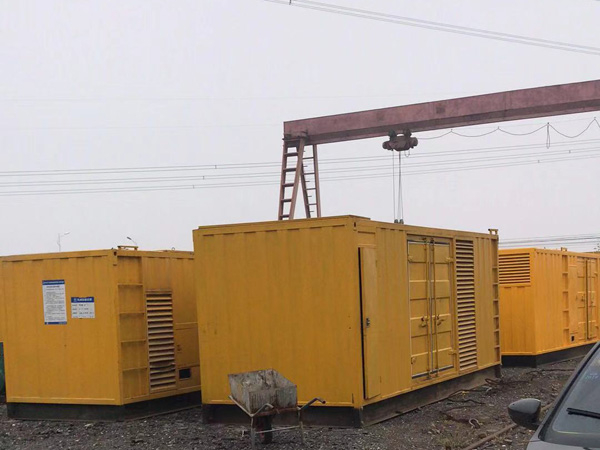 广陵100kw柴油发电机组每小时油耗？