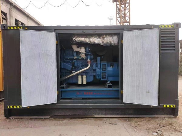 广陵柴油发电机组的电瓶应该如何选择？