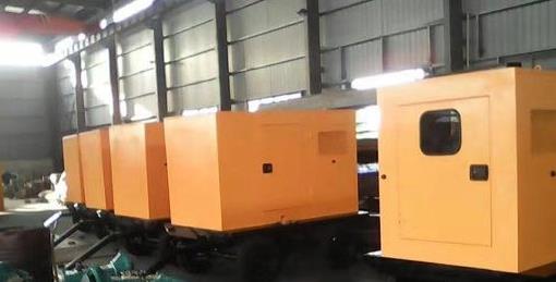 广陵柴油发电机组冬季启动后需要进行哪些检查和操作？