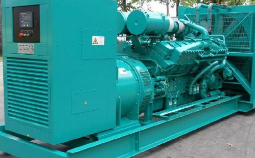 广陵柴油发电机组冬季使用中需要注意哪些事项？